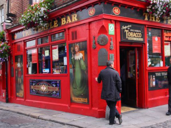 (Photo:) Temple Bar