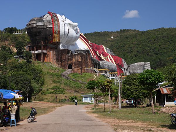 (Photo:) największy leżący Budda na świecie