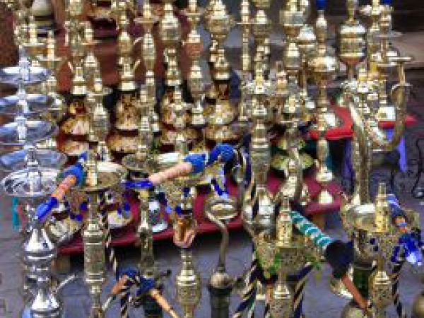(Photo:) na bazarze Khan Al Khali