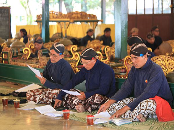 (Photo:) gamelan tradycyjna orkiestra indonezyjska