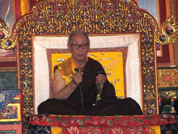 (Photo:) Rinpoche Daghen