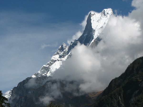 (Photo:) powoli odsłaniające się Himalaje