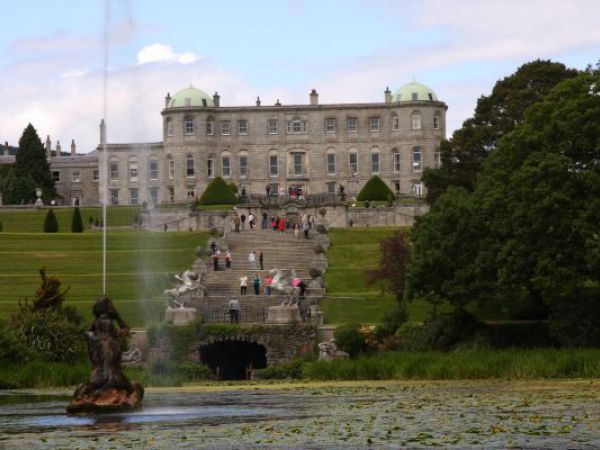 (Photo:) Powerscourt House